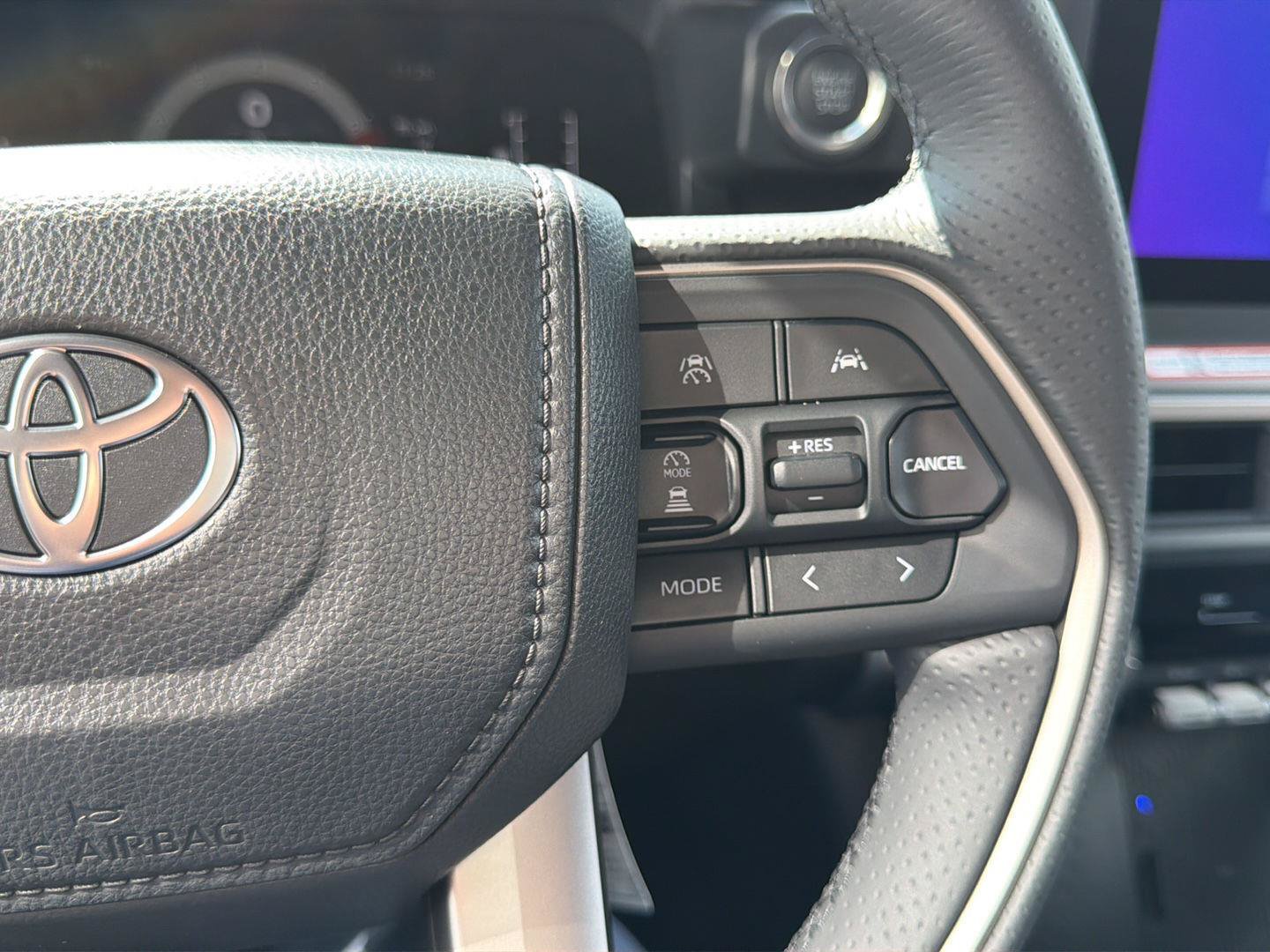 New 2026 Toyota 4Runner SR5 AWD/4WD image 20
