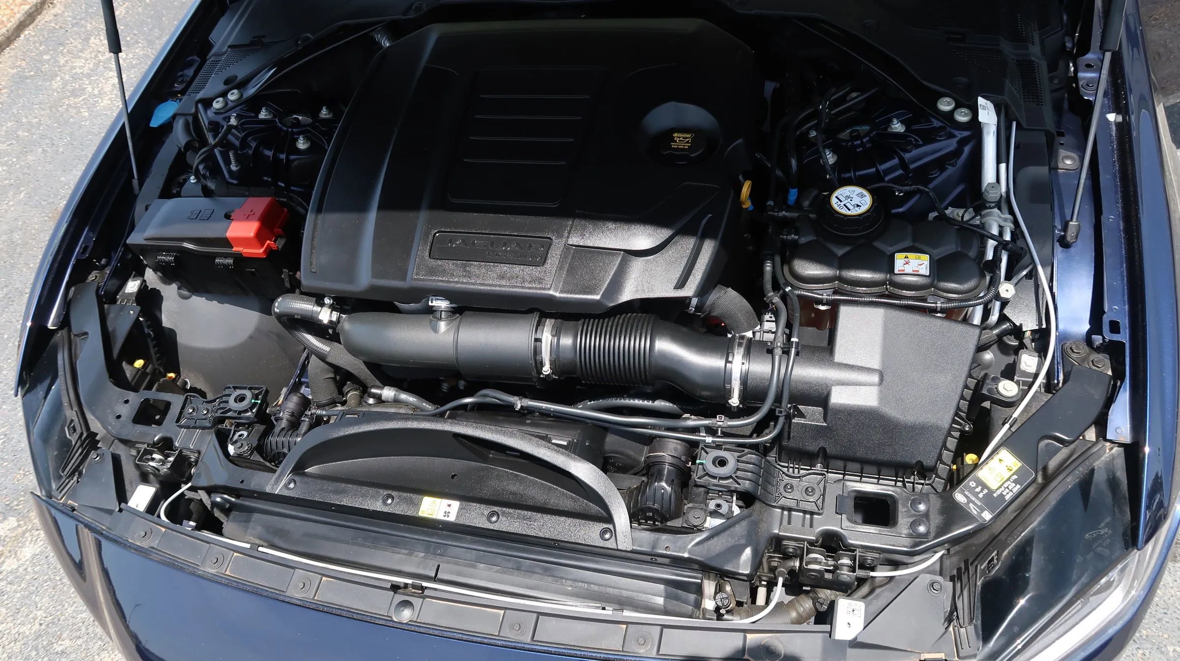 Used 2020 Jaguar XE S image 44