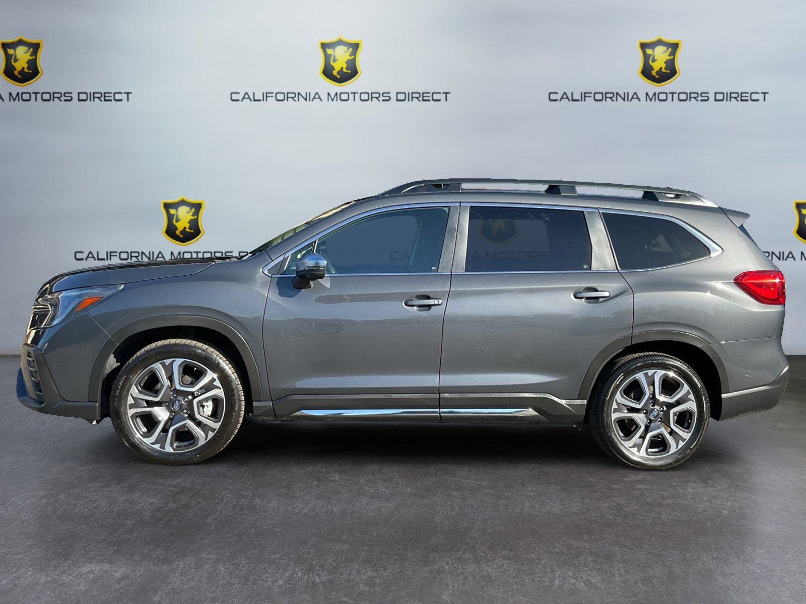 Used 2023 Subaru Ascent Limited w/ Technology Package image 11