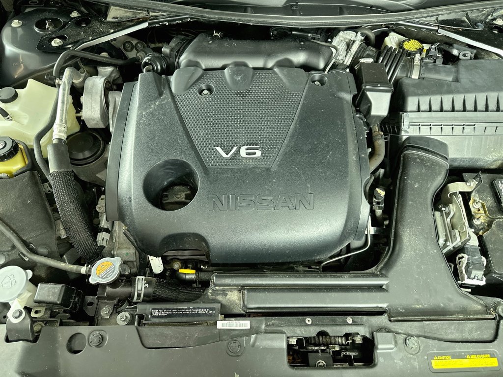 Used 2018 Nissan Maxima Platinum FWD image 39