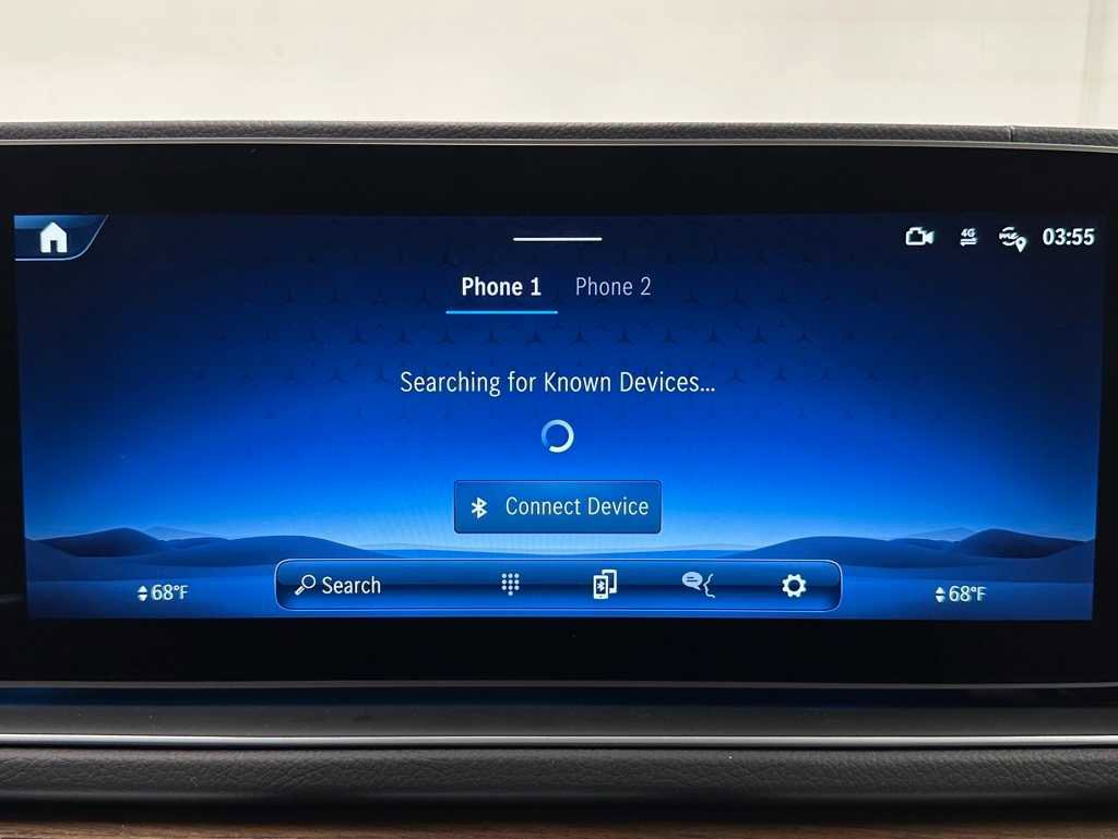 Used 2025 Mercedes-Benz GLS 580 4MATIC image 32