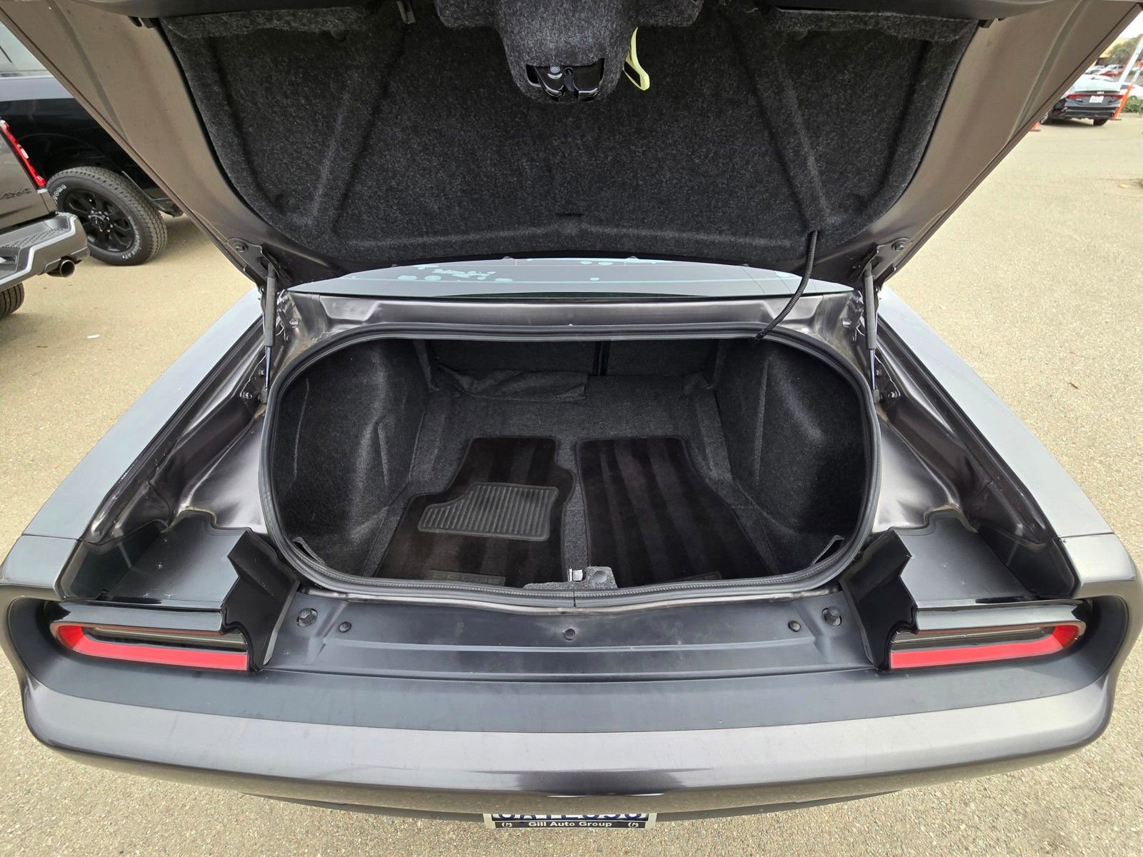 Used 2017 Dodge Challenger R/T w/ Blacktop Package image 9