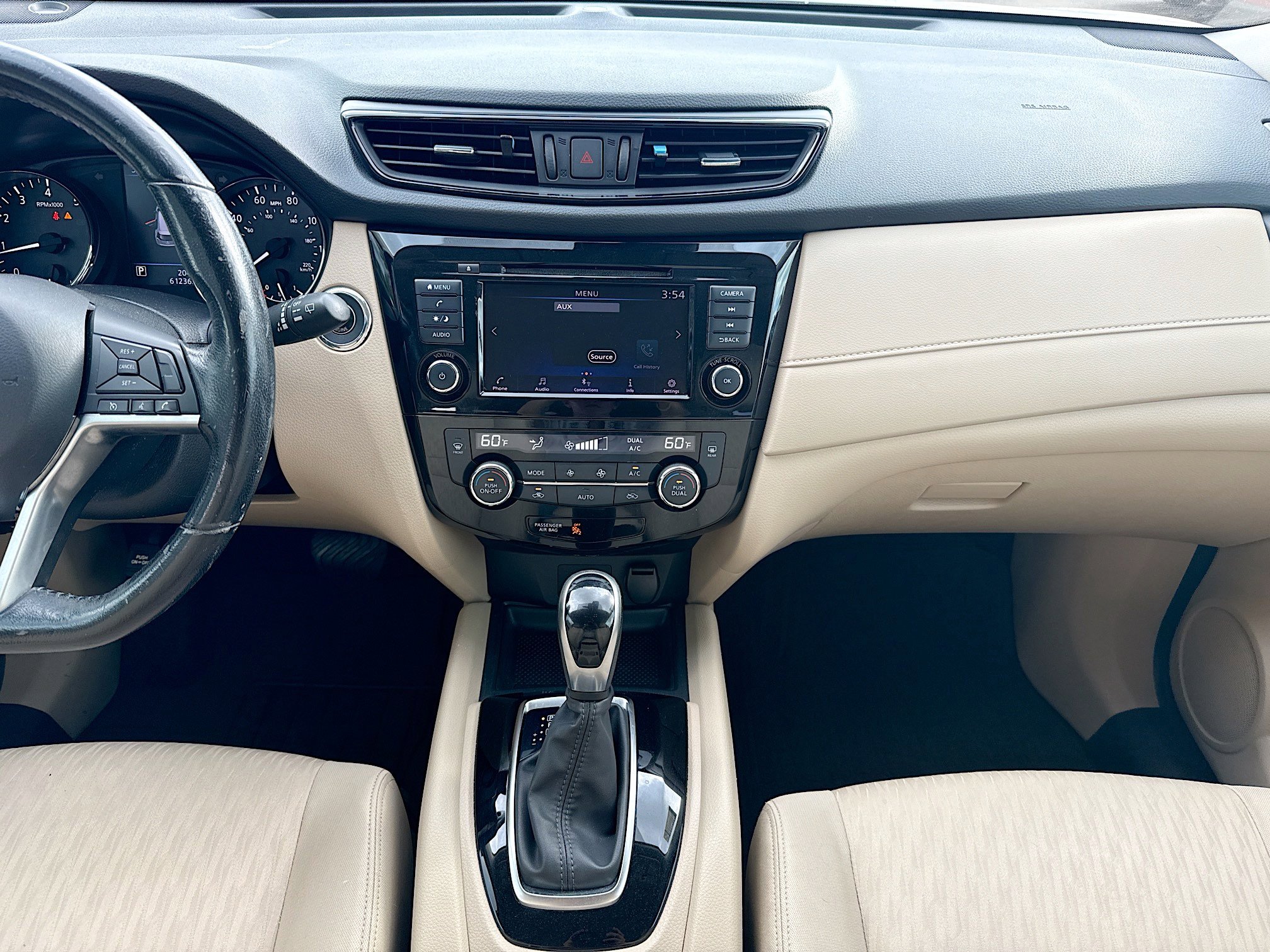 Used 2020 Nissan Rogue SV image 20