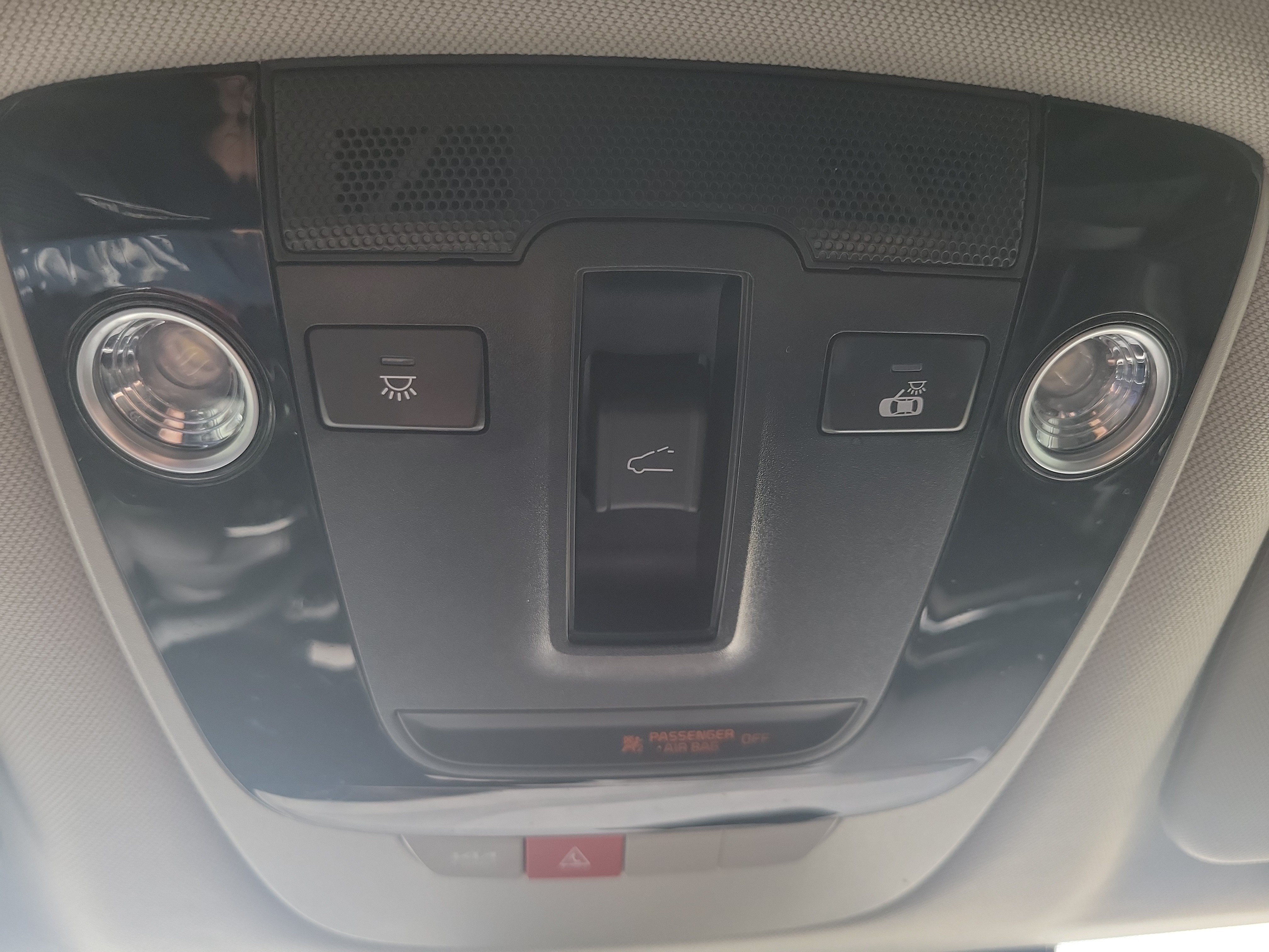 Used 2025 Kia Sportage EX w/ Premium Package FWD image 29