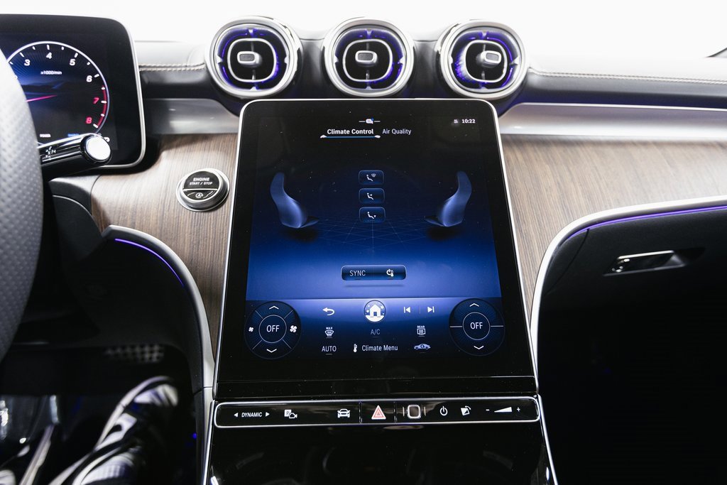 Used 2024 Mercedes-Benz CLE 300 4MATIC Cabriolet image 18