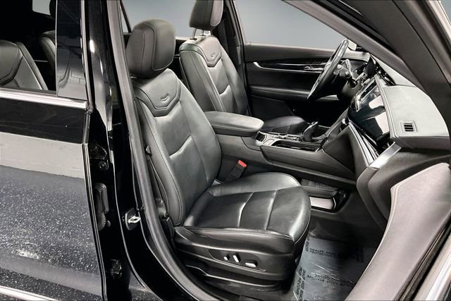 Used 2020 Cadillac XT6 Premium Luxury image 29