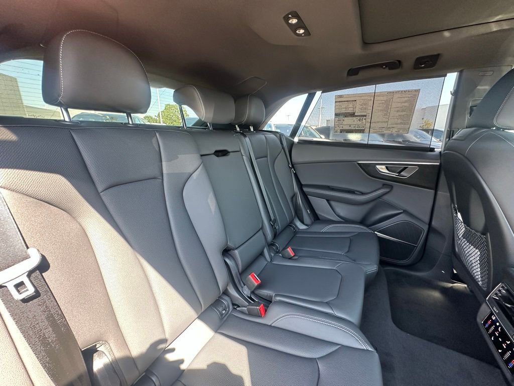 New 2025 Audi Q8 Premium Plus image 27