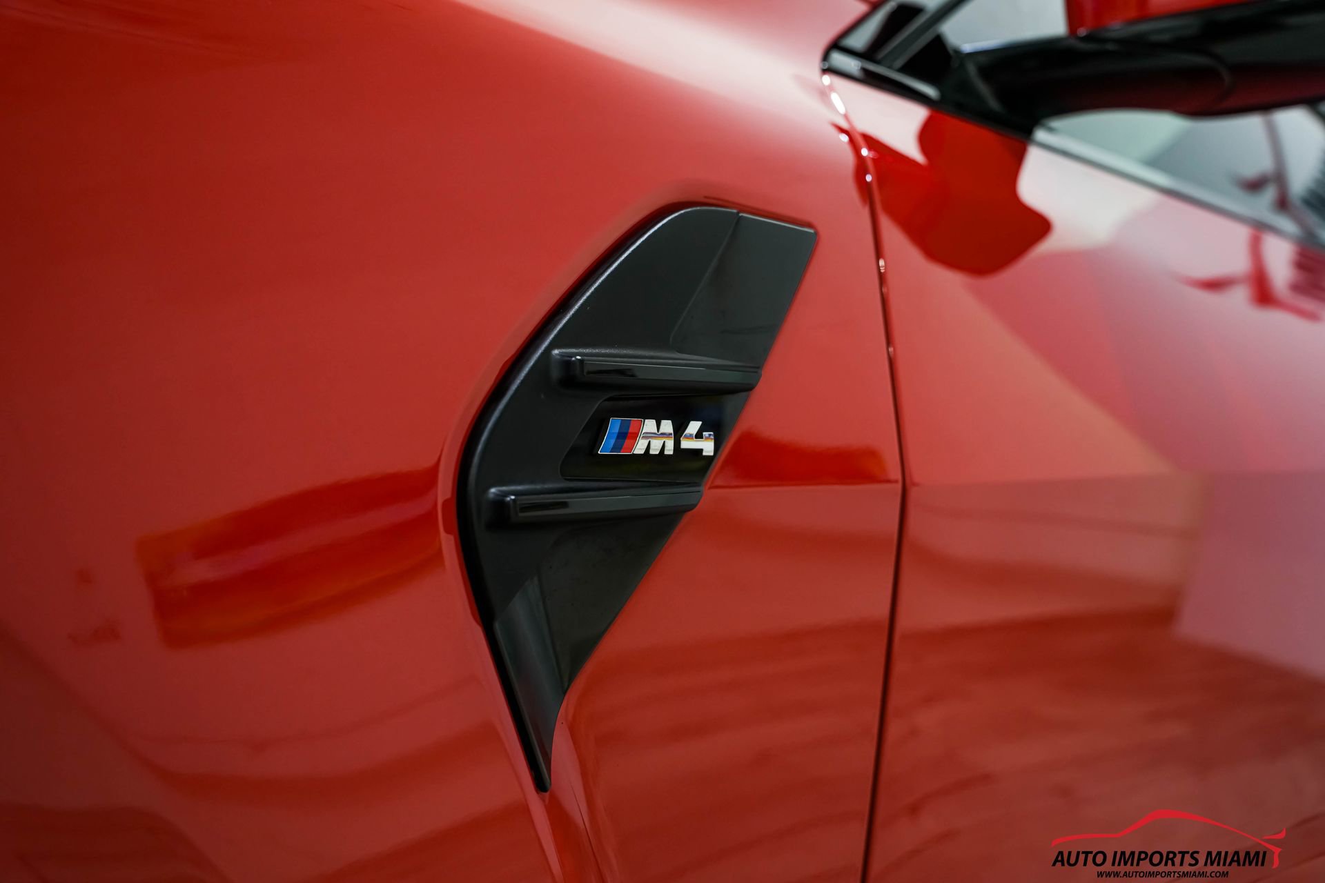 Used 2023 BMW M4 Coupe w/ Executive Package image 10
