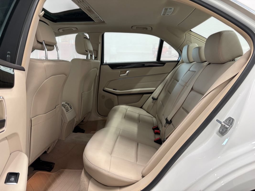 Used 2016 Mercedes-Benz E 350 4MATIC Sedan image 11