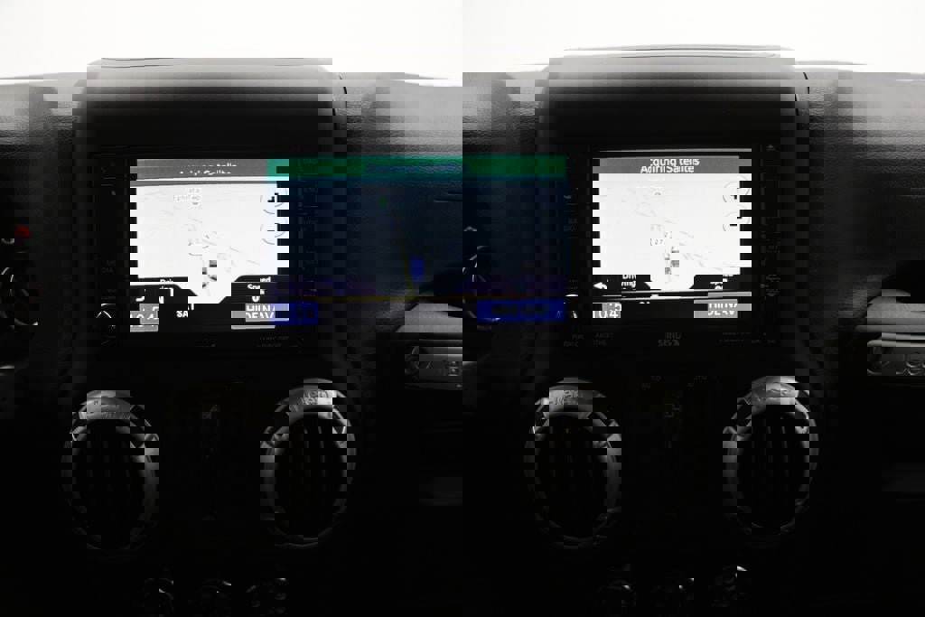 Used 2017 Jeep Wrangler Unlimited Rubicon image 24