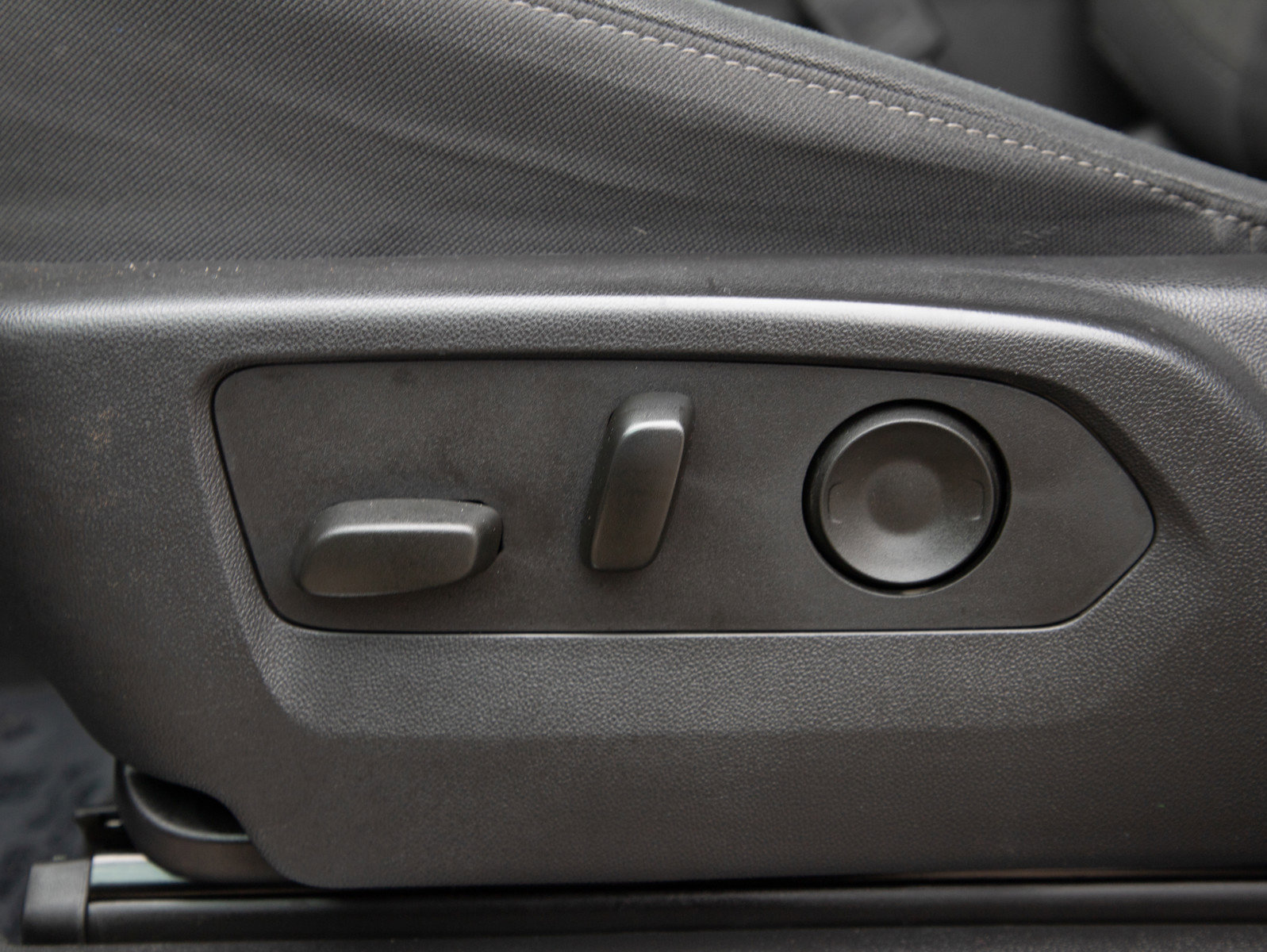 Used 2024 GMC Sierra 3500 SLE w/ SLE Value Package image 26