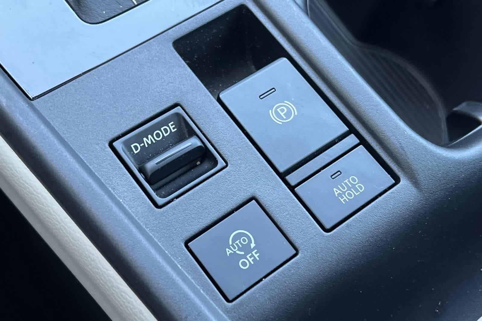 Certified 2026 Nissan Sentra SL w/ Floor Mat Package FWD image 22