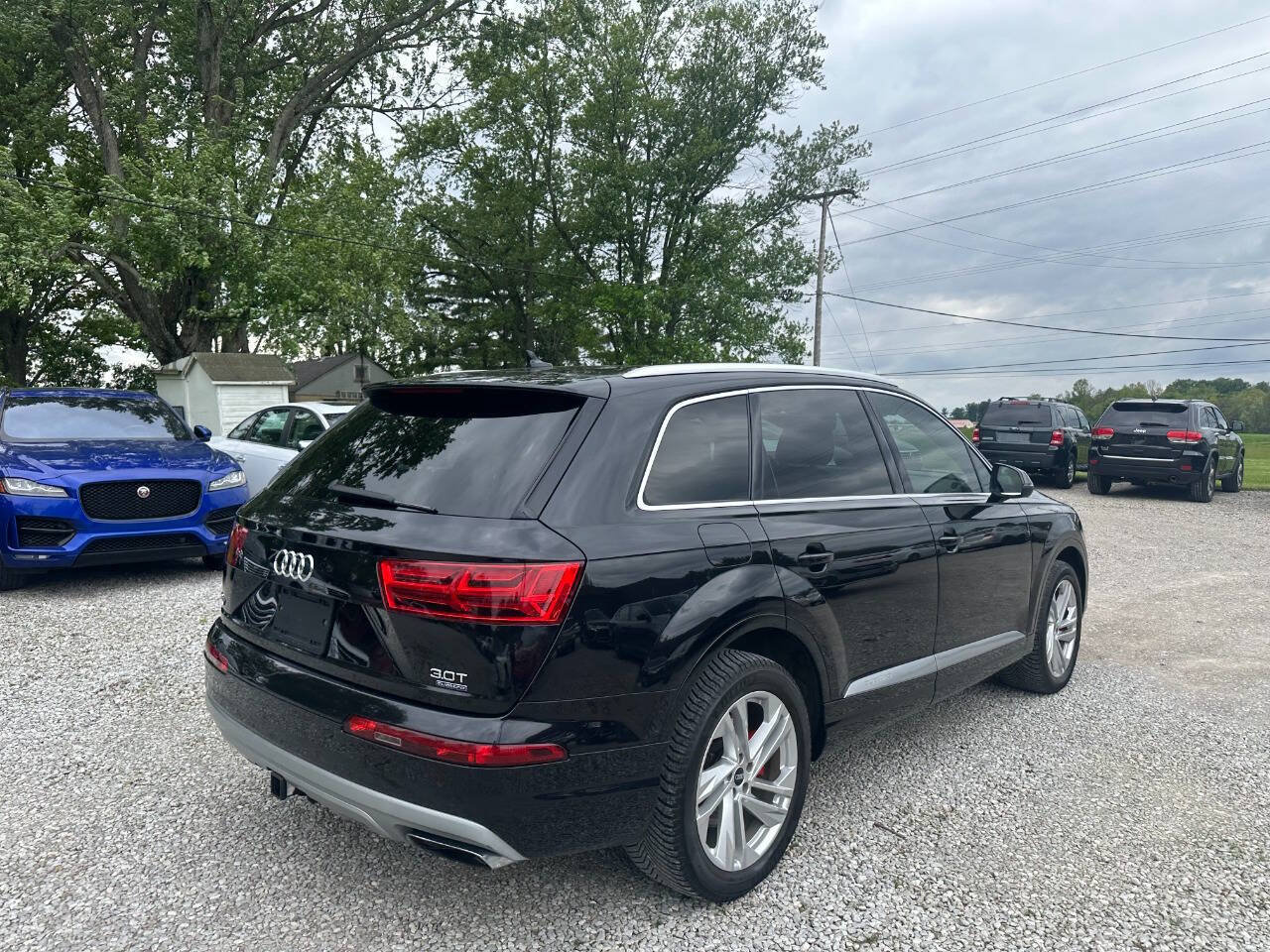 Used 2017 Audi Q7 3.0T Premium Plus w/ Premium Plus Package AWD/4WD image 6