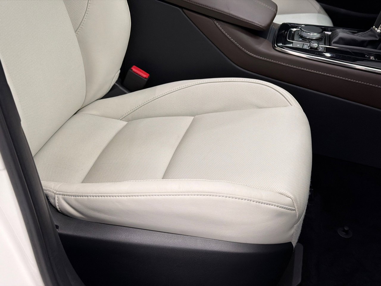 Used 2025 MAZDA CX-30 2.5 Turbo w/ Premium Package image 12