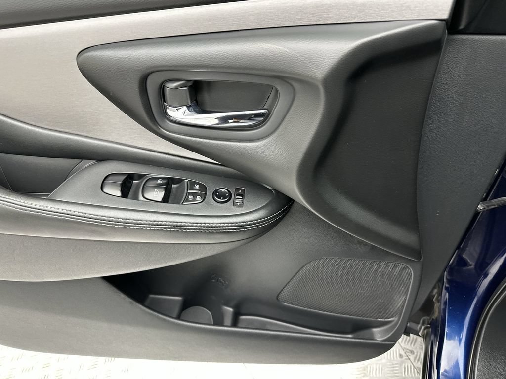 Used 2019 Nissan Murano S w/ Cargo Package AWD/4WD image 13