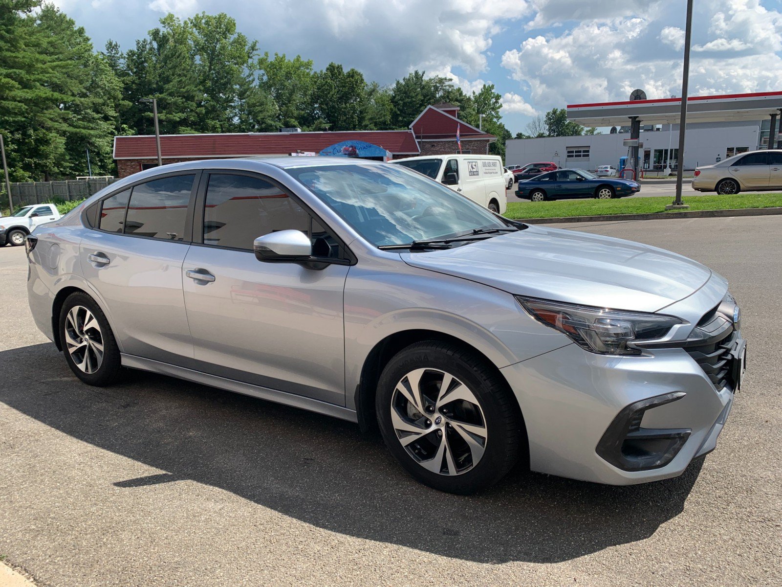Used 2023 Subaru Legacy Premium AWD/4WD image 3