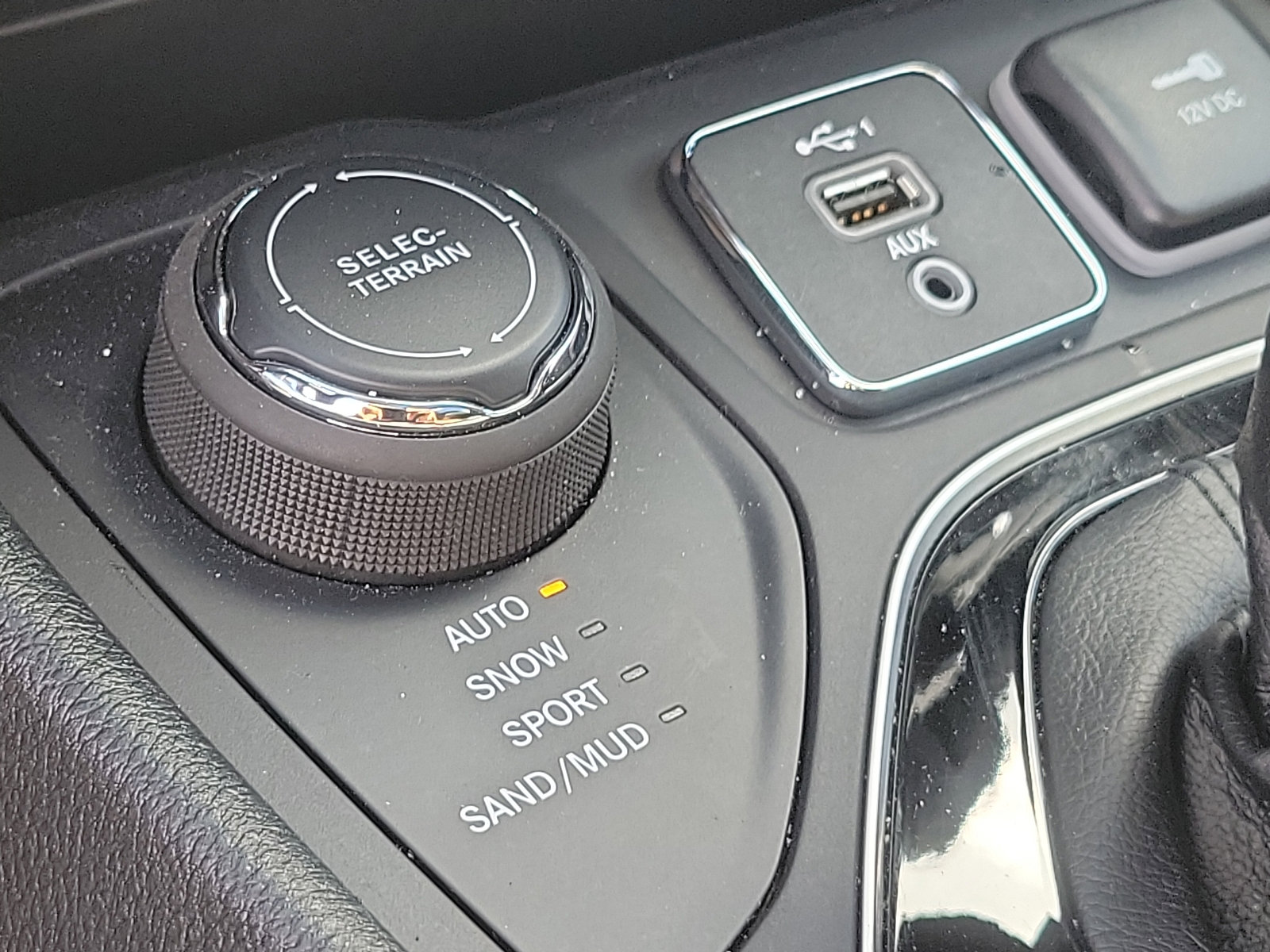 Certified 2022 Jeep Cherokee Limited image 24