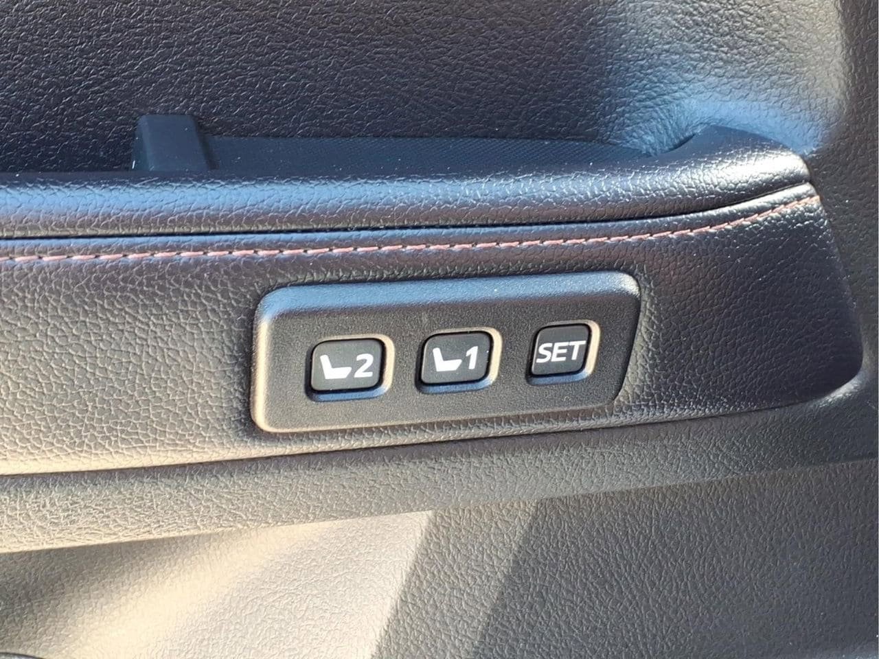 Used 2019 Toyota 4Runner Limited AWD/4WD image 15