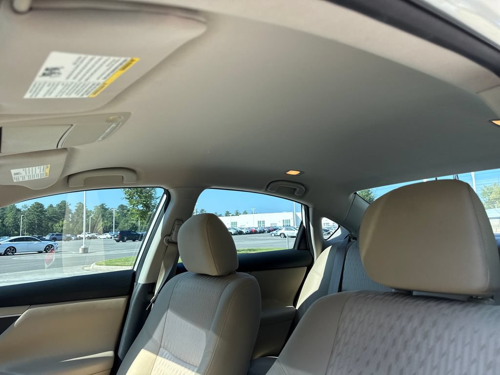 Used 2016 Nissan Altima 2.5 SV FWD image 30
