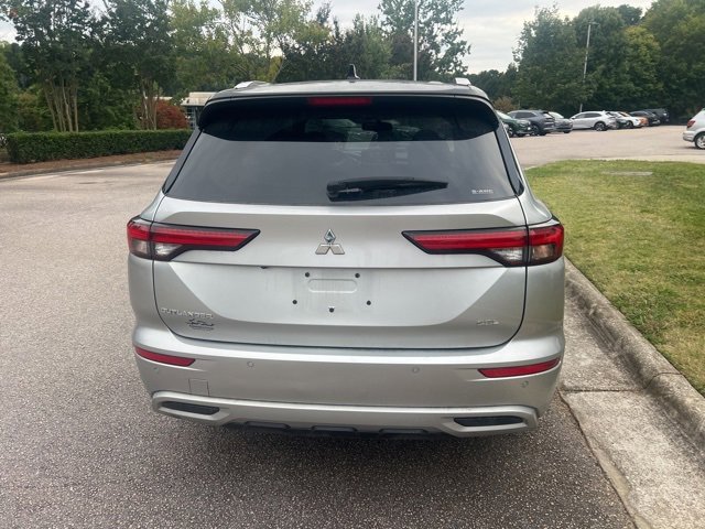 Used 2024 Mitsubishi Outlander SEL image 4