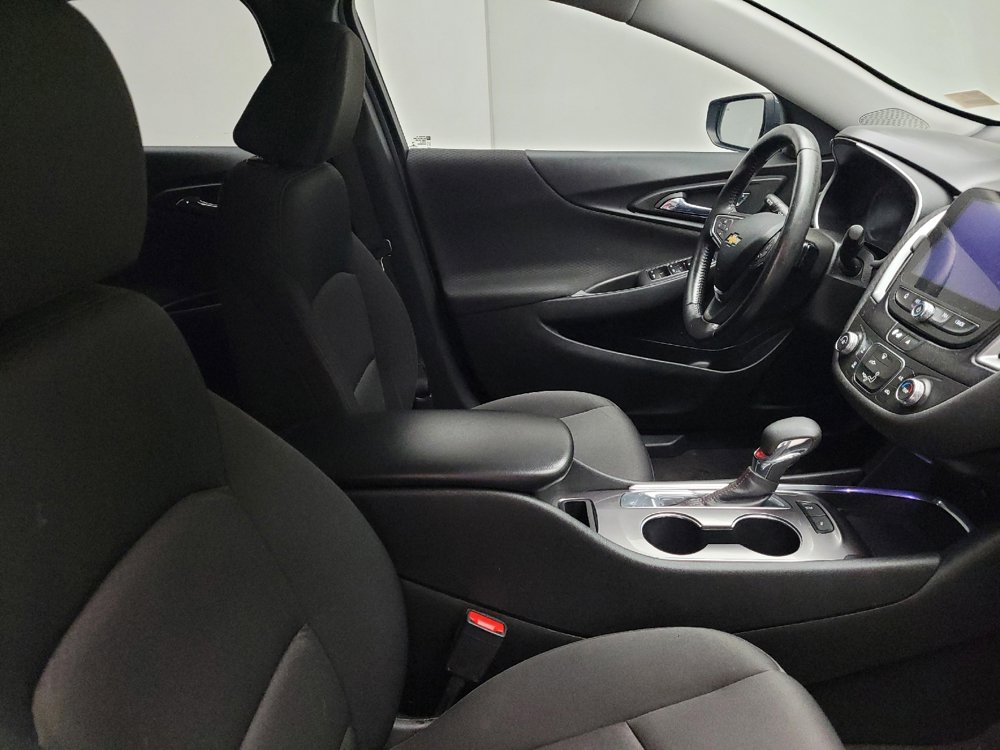 Used 2021 Chevrolet Malibu RS FWD image 21