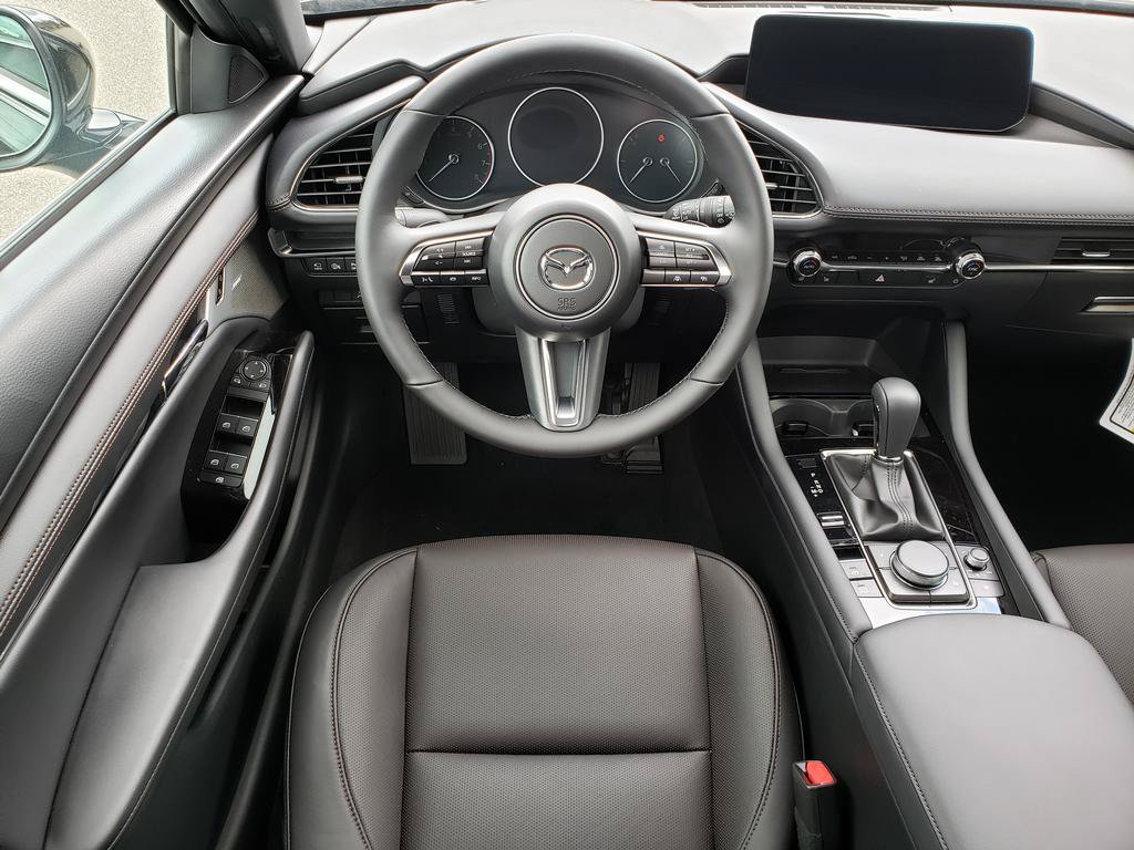 New 2026 MAZDA MAZDA3 Hatchback w/Premium Plus Pkg AWD/4WD image 10