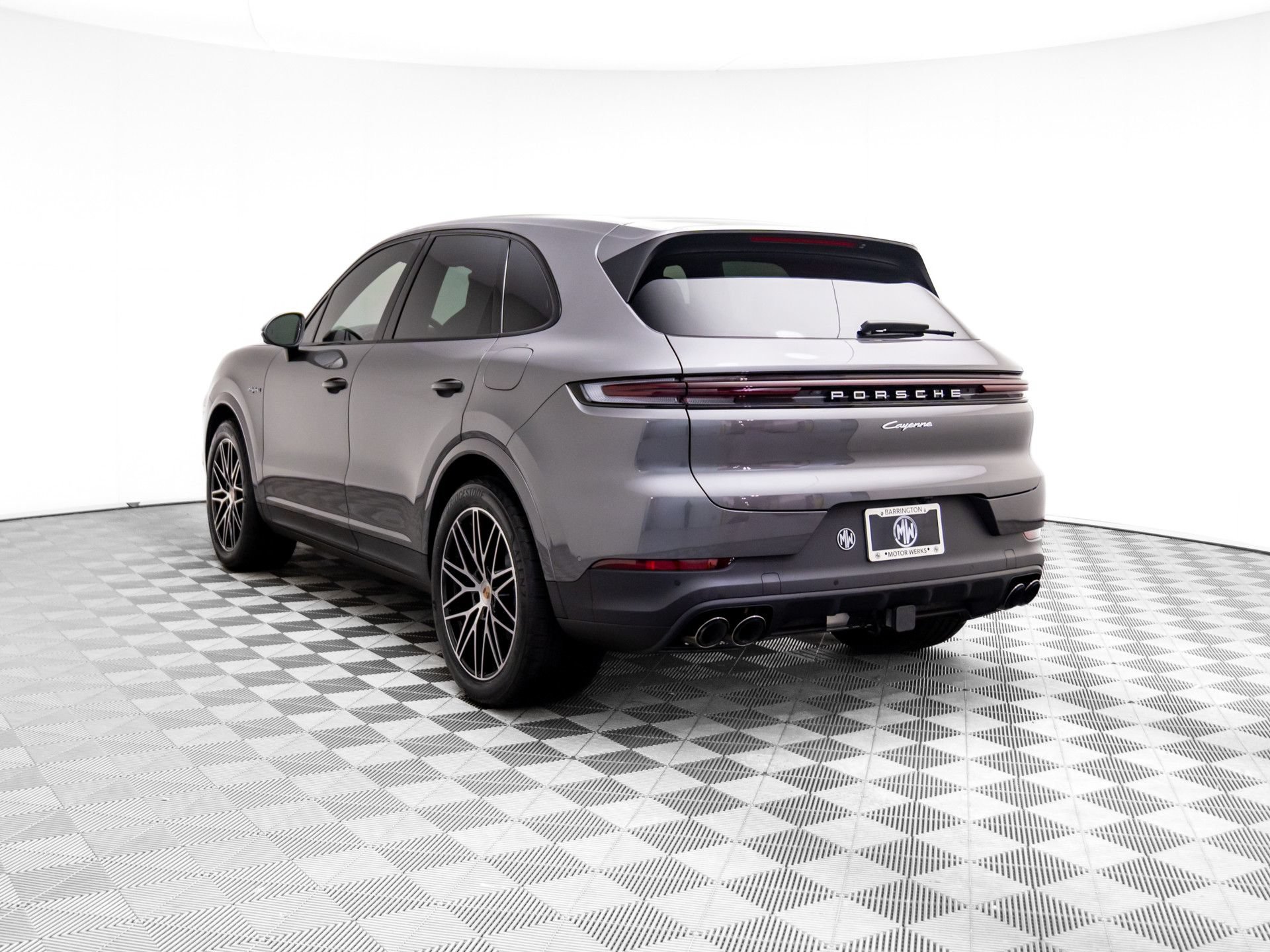 New 2026 Porsche Cayenne E-Hybrid AWD/4WD image 3