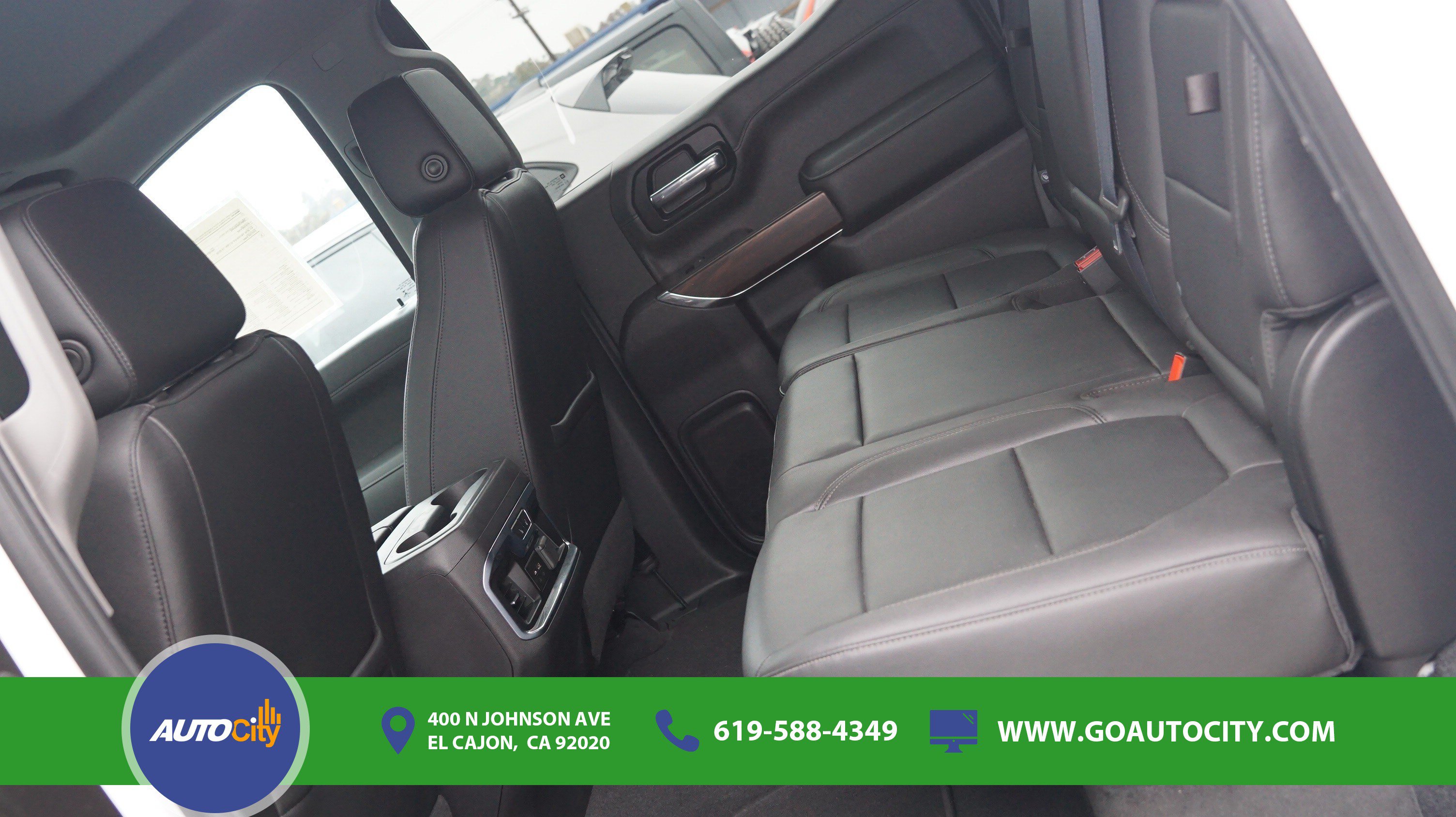 Used 2020 GMC Sierra 1500 SLT w/ SLT Premium Package RWD image 14
