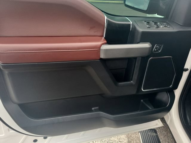 Certified 2019 Ford F150 Platinum w/ Equipment Group 701A Luxury AWD/4WD image 20