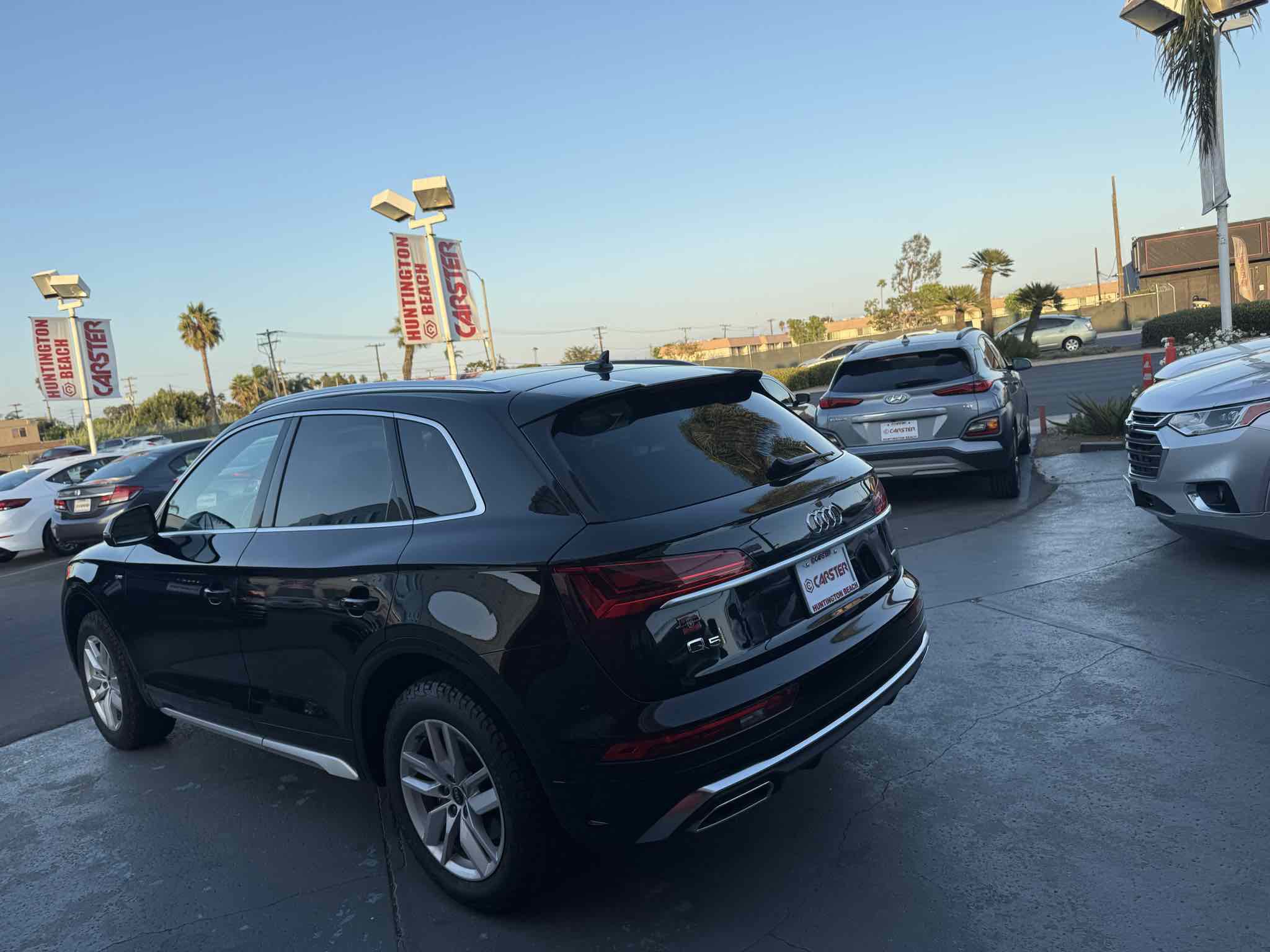 Used 2022 Audi Q5 2.0T Premium w/ Convenience Package image 28