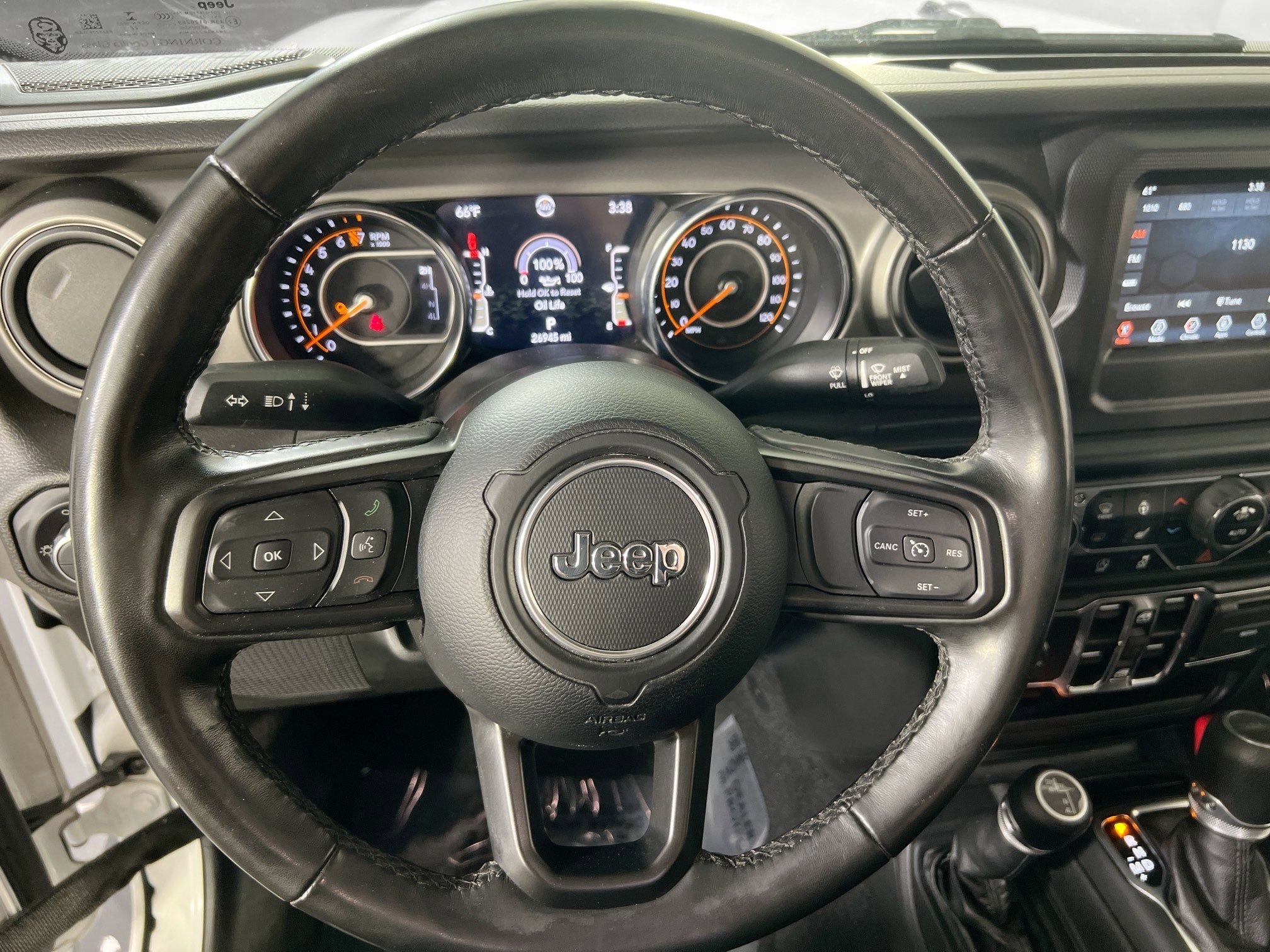 Used 2022 Jeep Gladiator Willys image 10