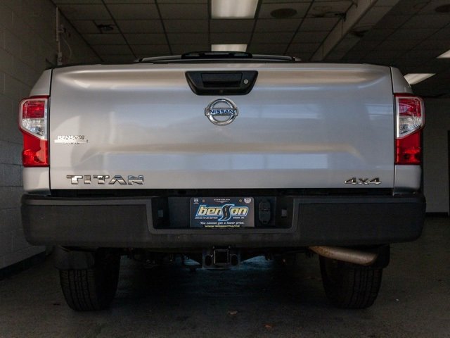 Used 2018 Nissan Titan S w/ S Utility Package image 4