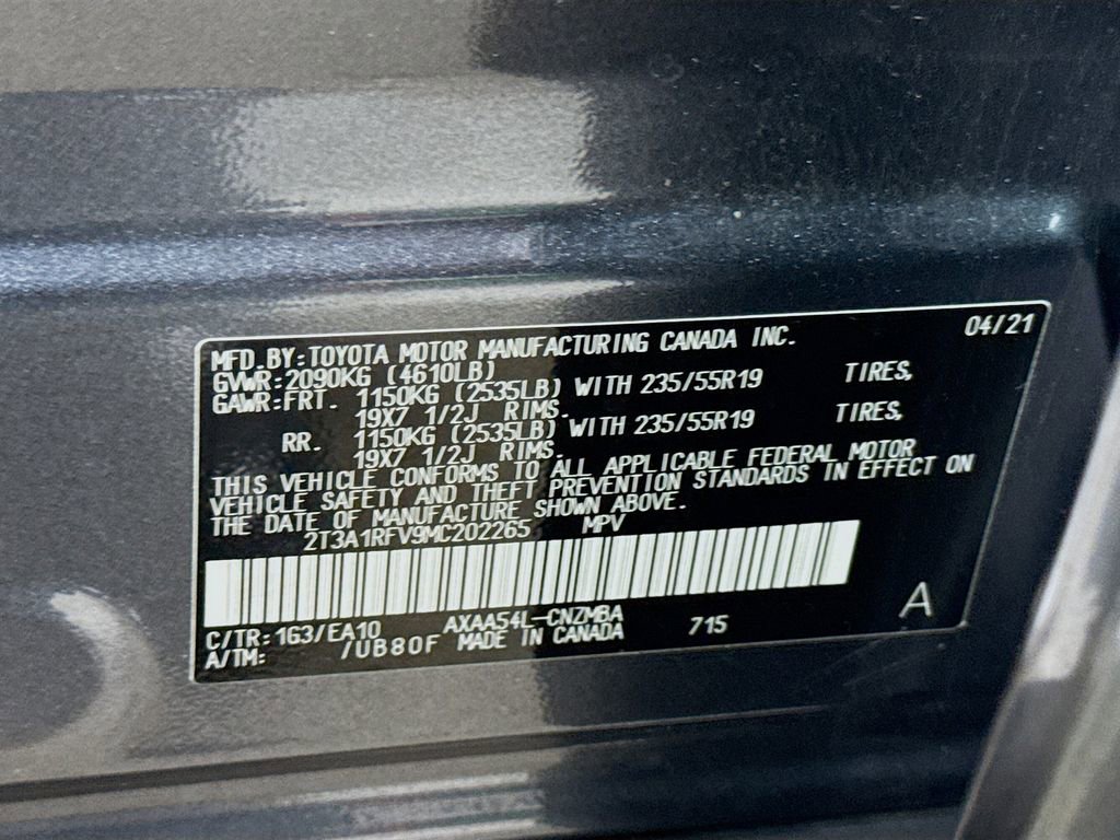 Used 2021 Toyota RAV4 XLE Premium image 32