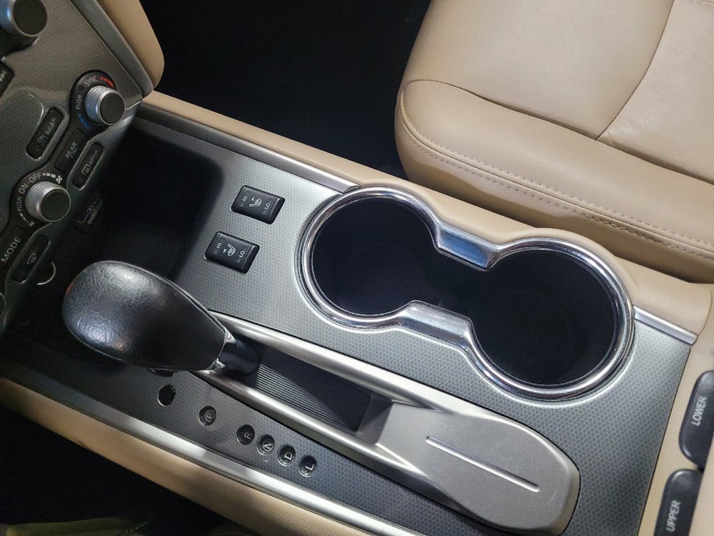 Used 2020 Nissan Pathfinder SL FWD image 26