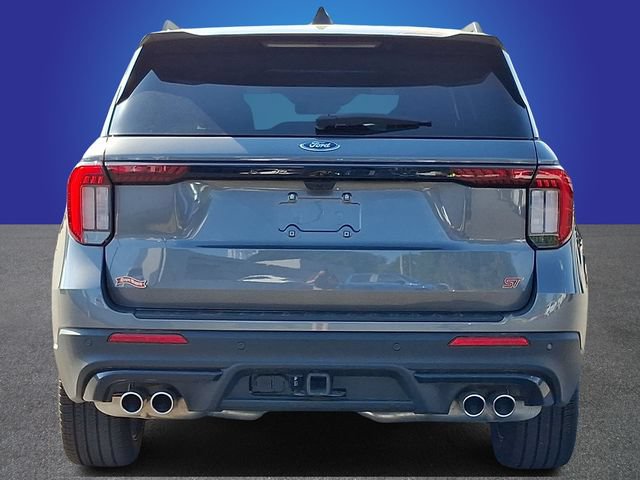 Used 2025 Ford Explorer ST AWD/4WD image 5