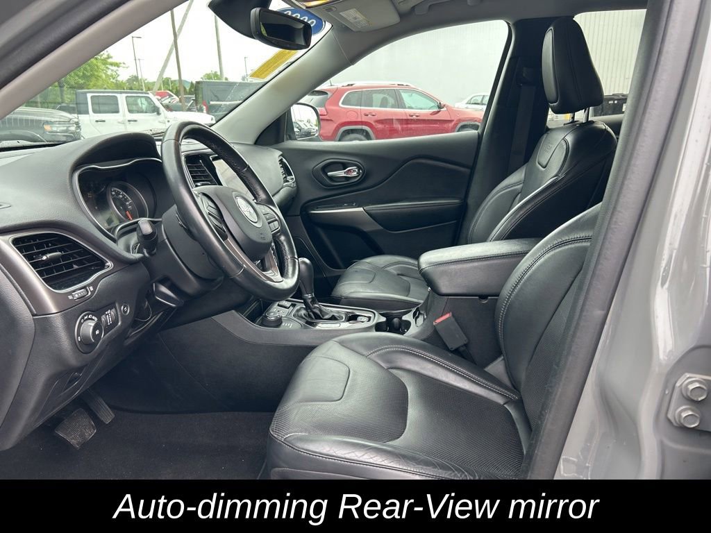 Used 2020 Jeep Cherokee Limited AWD/4WD image 16
