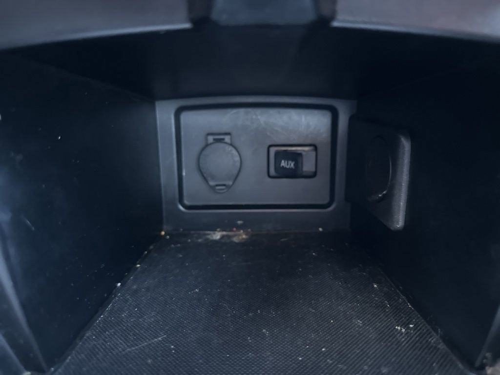 Used 2011 Toyota Camry LE image 24