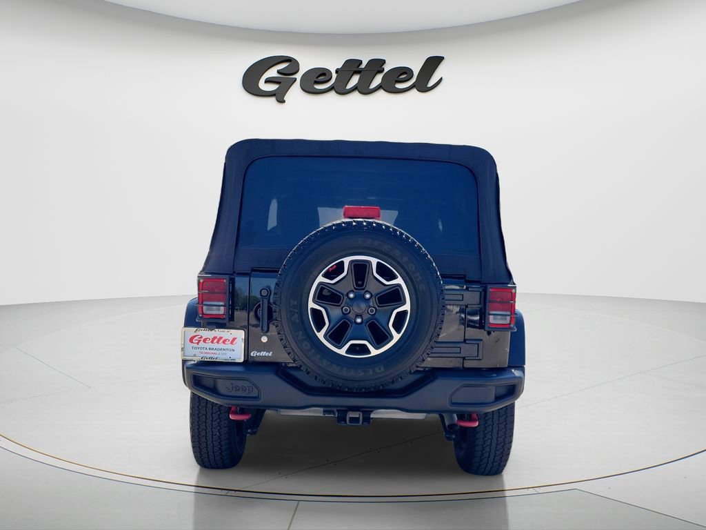 Used 2016 Jeep Wrangler Unlimited Rubicon AWD/4WD image 6