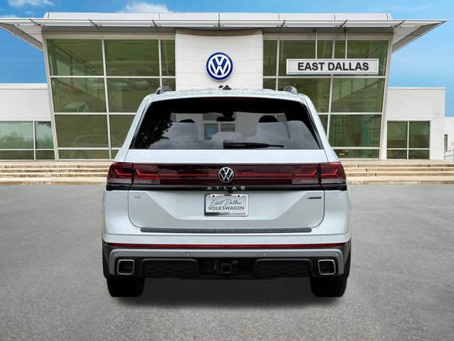 New 2026 Volkswagen Atlas Peak Edition AWD/4WD image 4