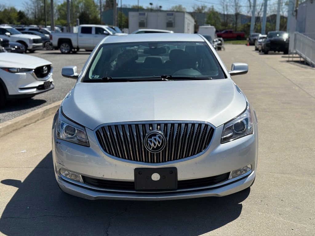 Used 2016 Buick LaCrosse image 3