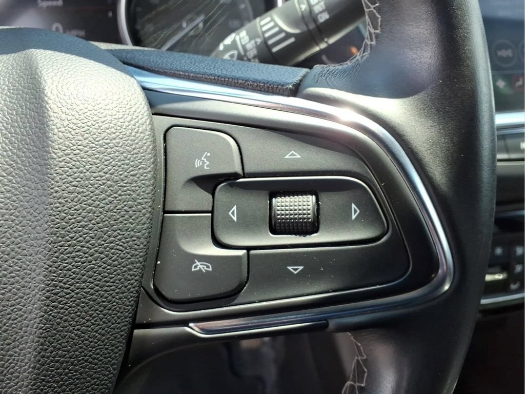 Certified 2022 Buick Encore GX Select w/ Safety Package II AWD/4WD image 15