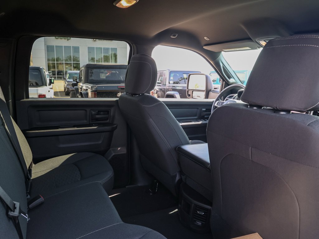 New 2026 RAM 2500 Tradesman AWD/4WD image 17