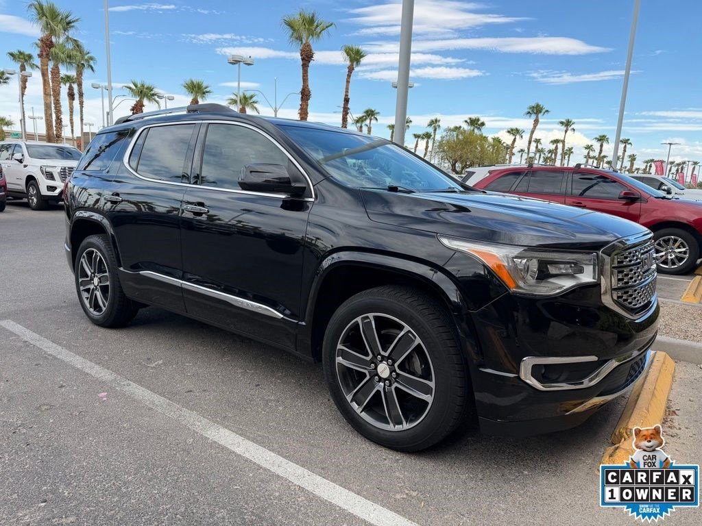 Used 2018 GMC Acadia Denali w/ Technology Package FWD image 2
