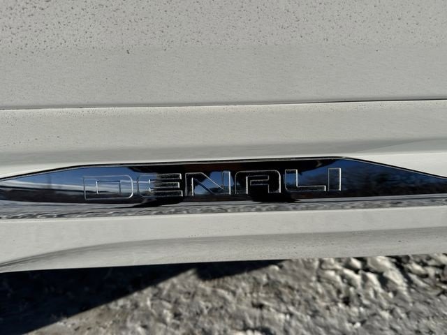 Certified 2019 GMC Terrain Denali w/ Driver Alert Package II image 33