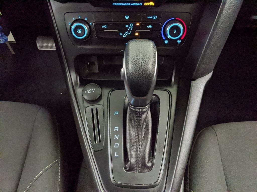 Used 2018 Ford Focus SE FWD image 9