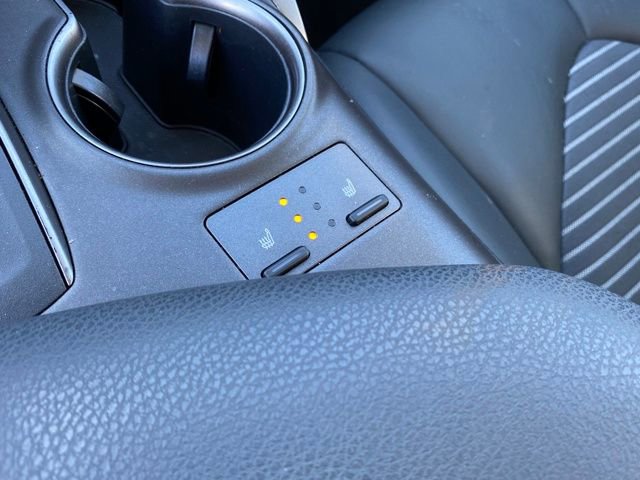 Used 2023 Toyota Camry SE image 11