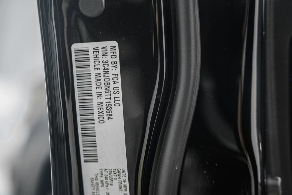 New 2026 Jeep Compass Latitude image 39