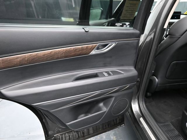 Used 2024 Genesis GV80 2.5T image 41