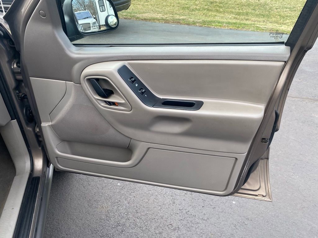 Used 2002 Jeep Grand Cherokee Laredo image 24