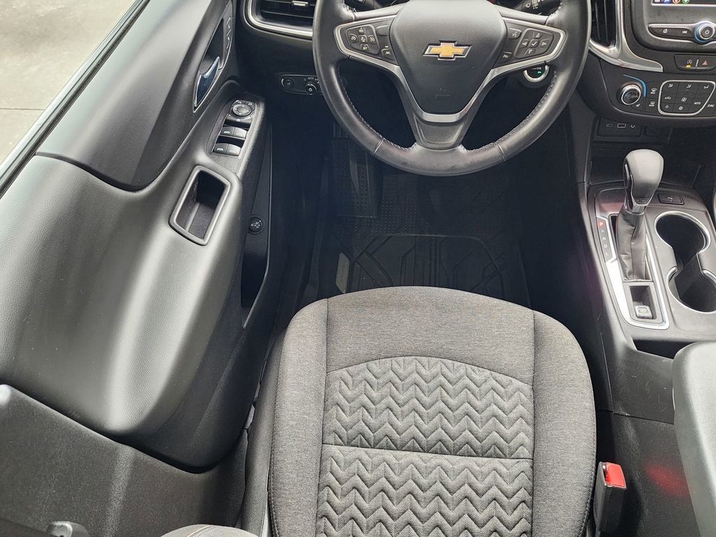 Used 2022 Chevrolet Equinox LT FWD image 11